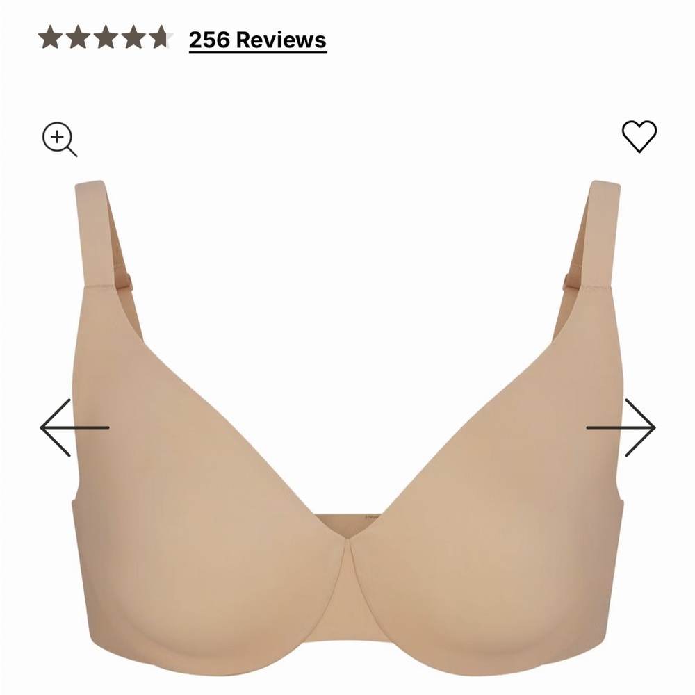 SKIMS Smooth Wireless Contour Bra in Nude